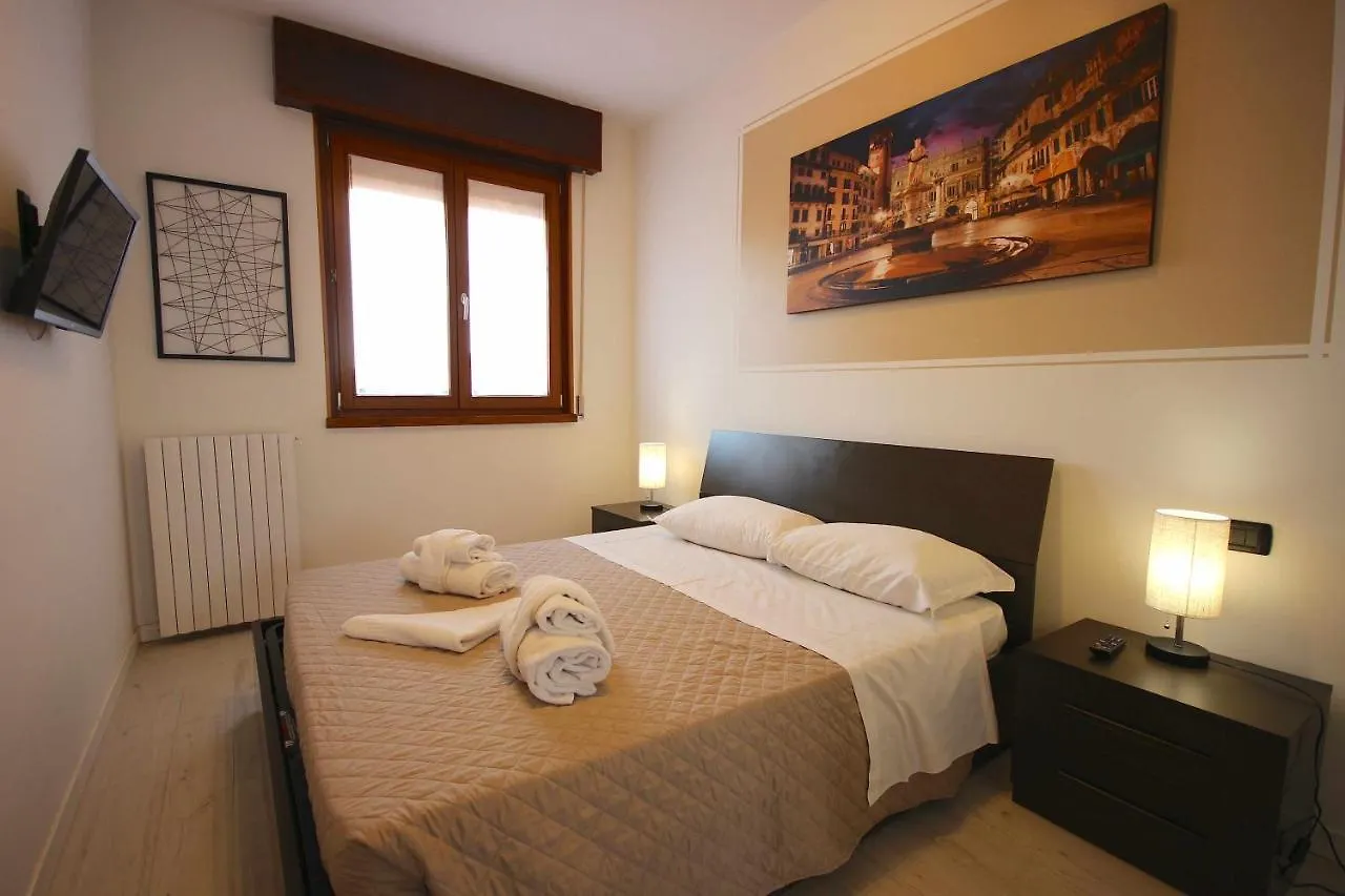 Case Vr Holiday 241 St Verona İtalya