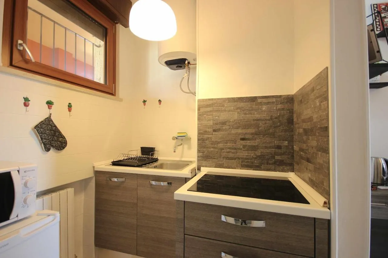 Apartamento Case Vr Holiday 241 St Verona Italia